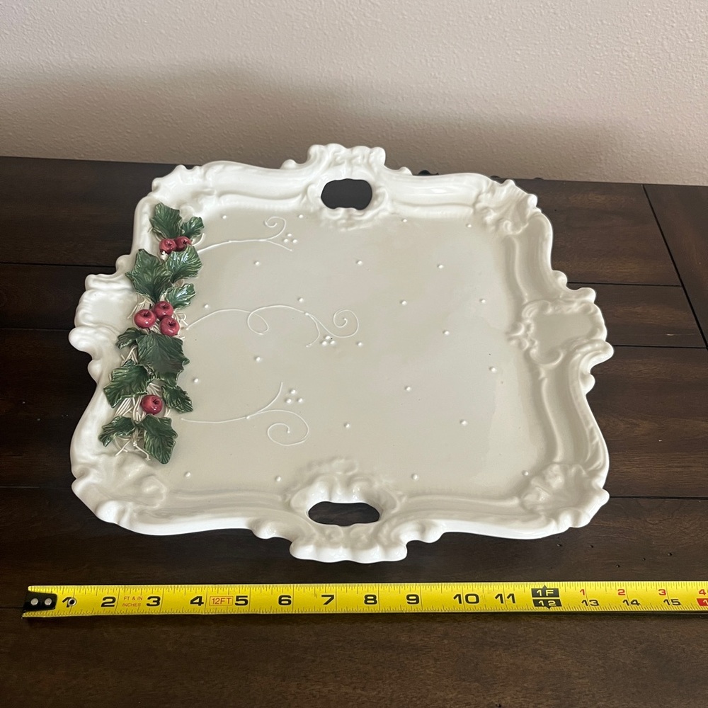 Beautiful Glass Serving Platter Tray with Handles - Holly & Ivy - NWOT - Picture 4 of 5